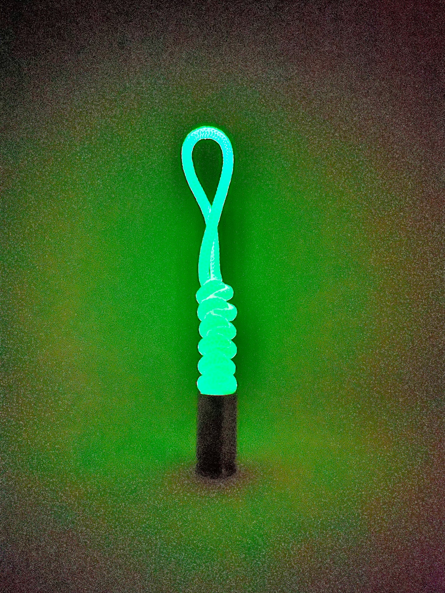 Breloc / Căpăt Fermoar Paracord Talon Cartuș Glonț Micro Alb Fosforescent (Glow In The Dark)